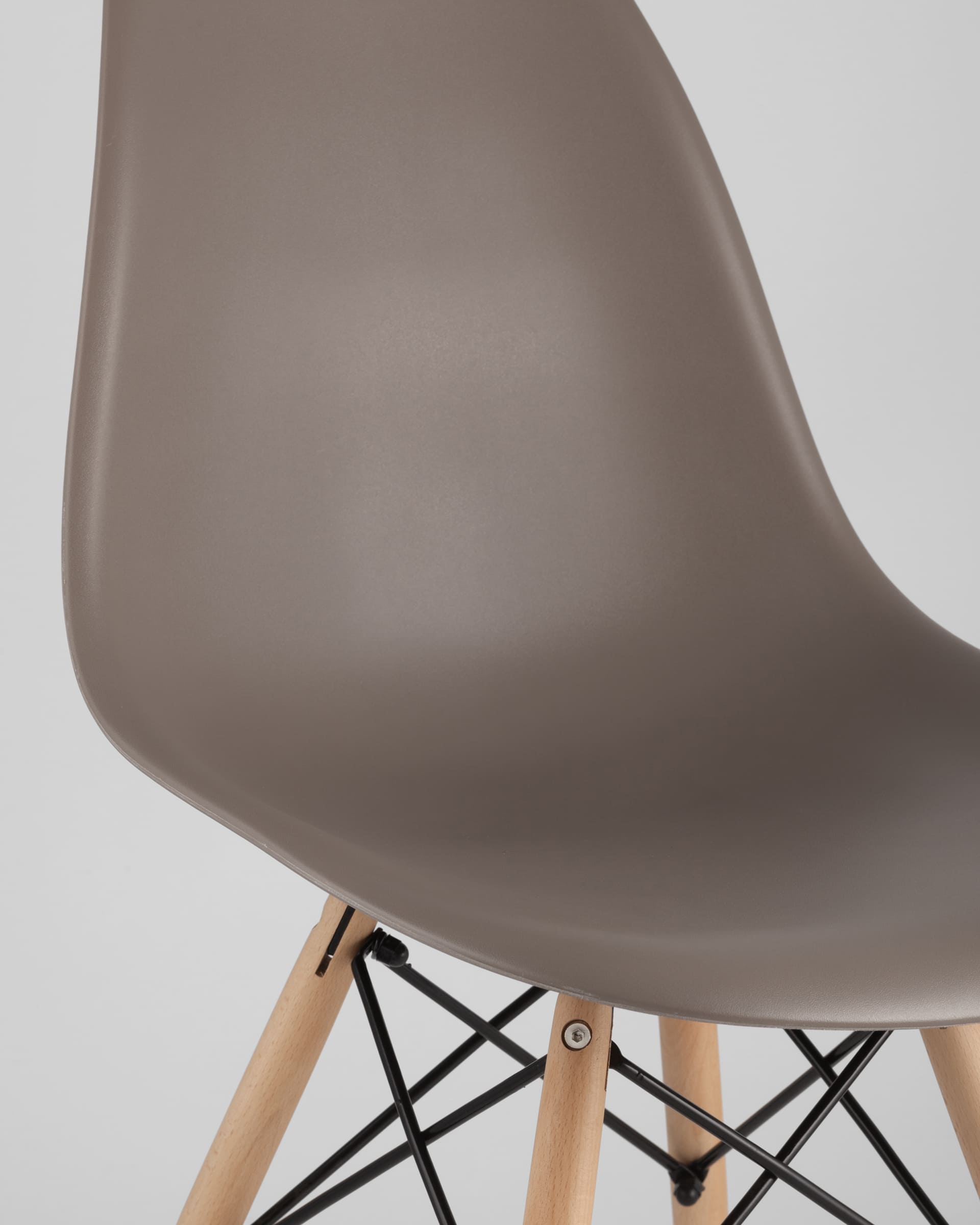 Комплект стульев Eames DSW темно-серый x4 шт