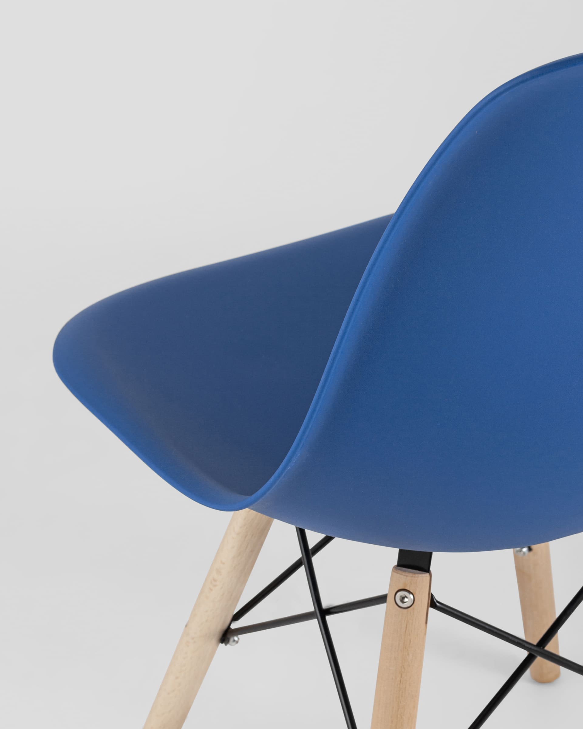 Комплект стульев Eames Style DSW синий x4 шт